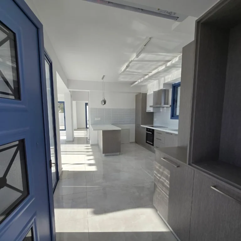3 Bedroom House for Sale in Pegeia, Paphos District
