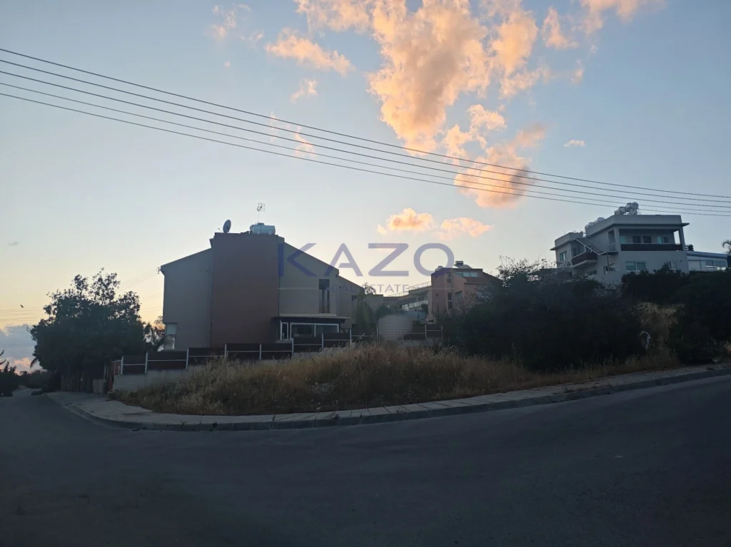 798m² Plot for Sale in Agios Tychonas, Limassol District