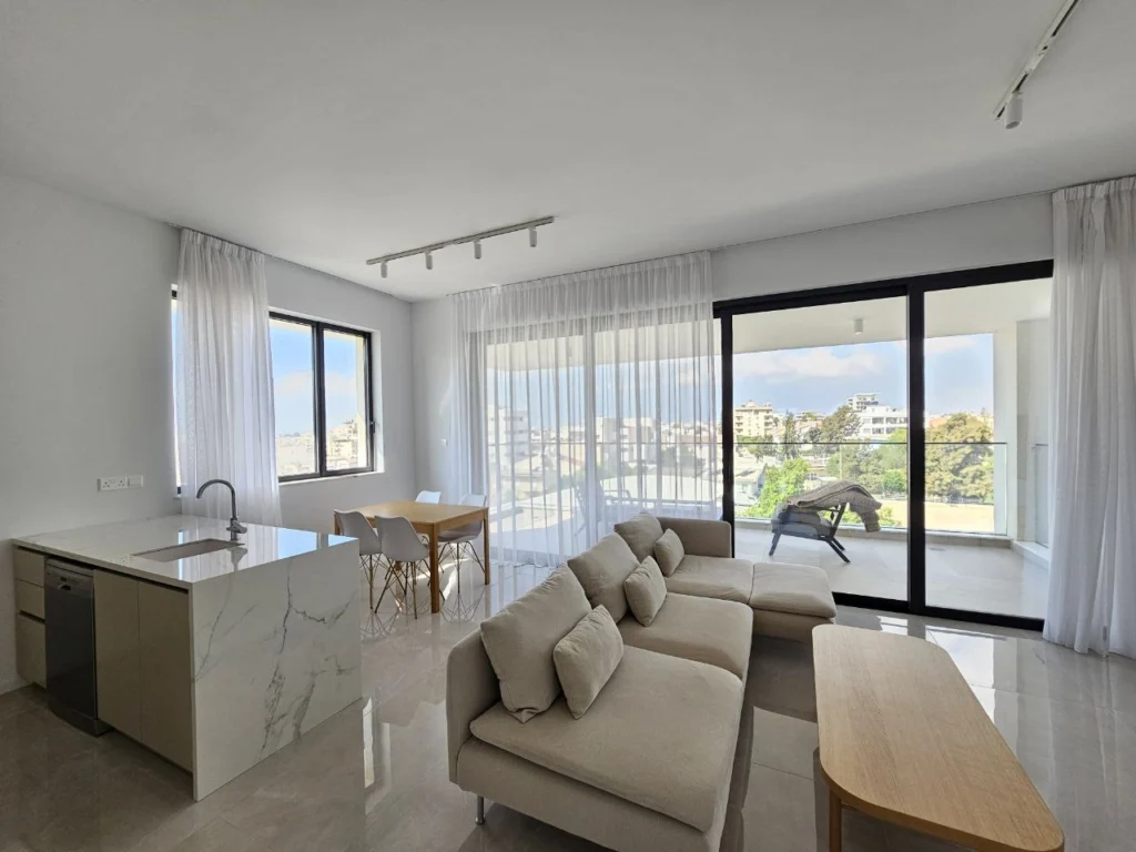 2 Bedroom Apartment for Rent in Limassol – Petrou kai Pavlou
