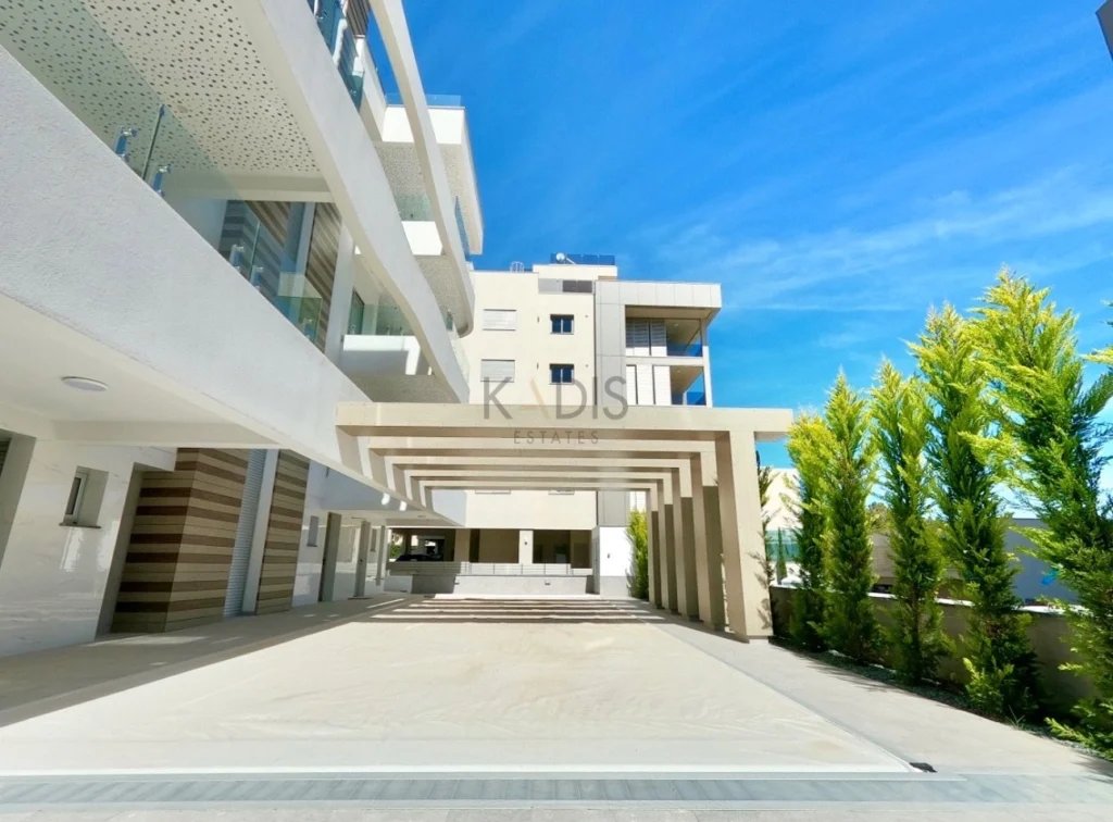3 Bedroom Apartment for Sale in Agios Tychonas, Limassol District