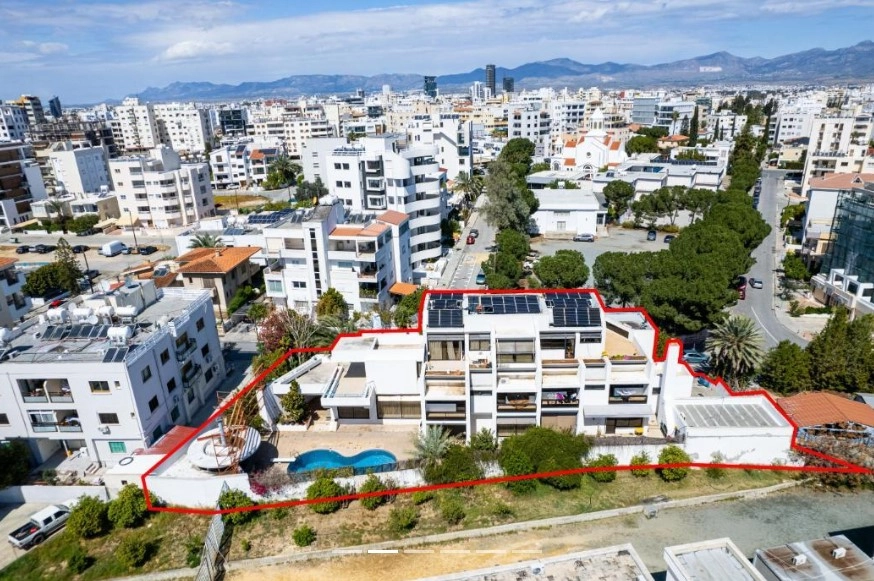 6+ Bedroom House for Sale in Strovolos, Nicosia District