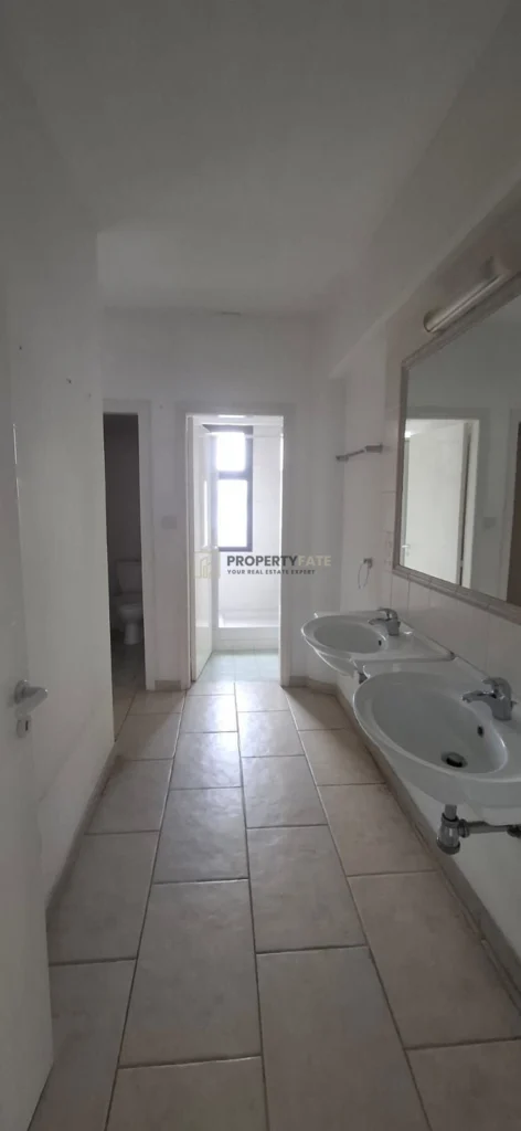 230m² Office for Rent in Limassol – Kapsalos