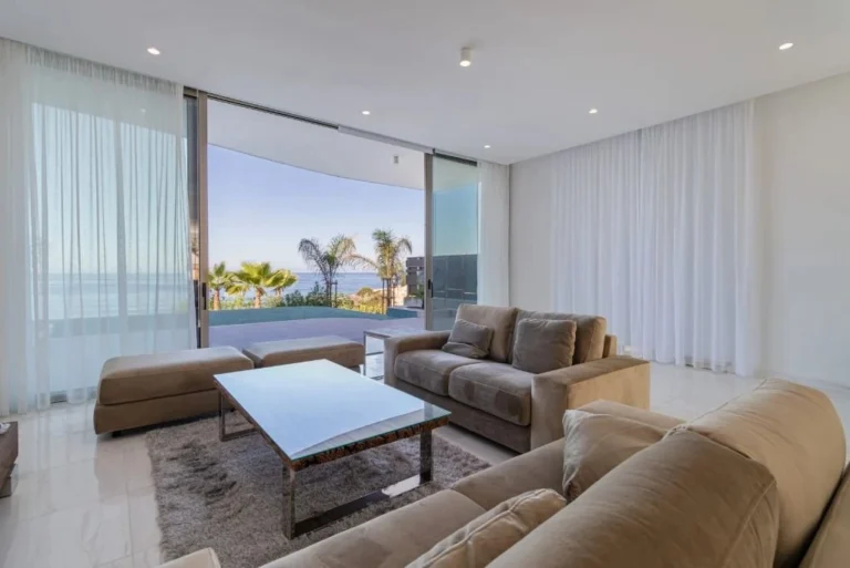 4 Bedroom House for Sale in Kissonerga, Paphos District