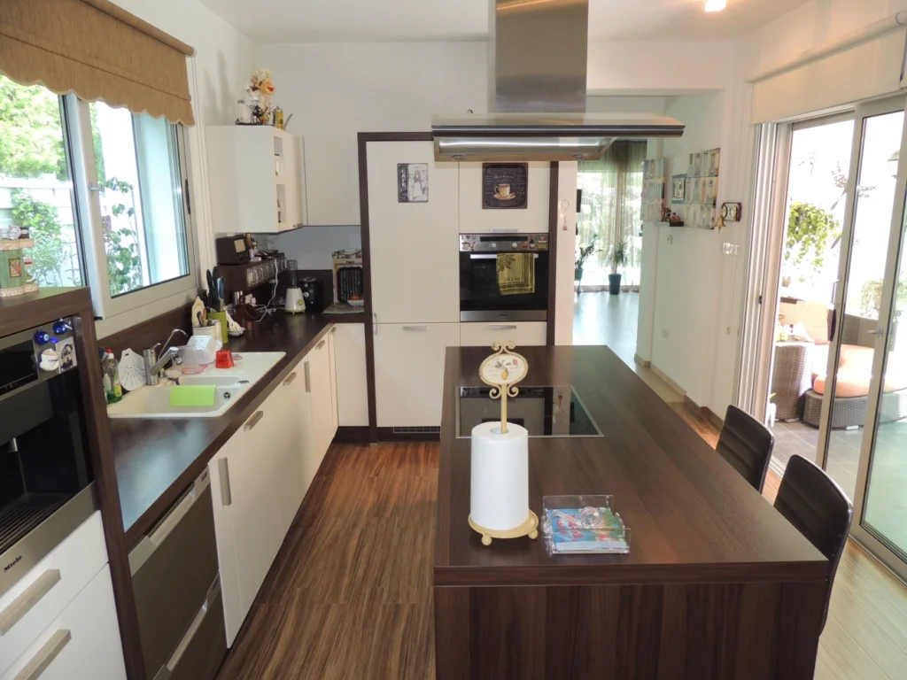 5 Bedroom House for Sale in Potamos Germasogeias, Limassol District