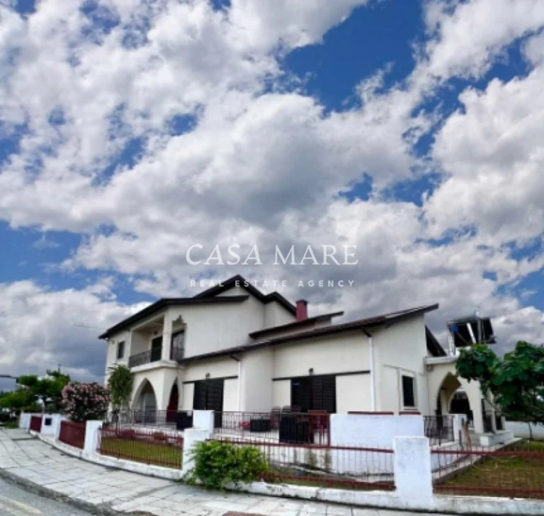 4 Bedroom House for Sale in Strovolos – Dasoupolis, Nicosia District