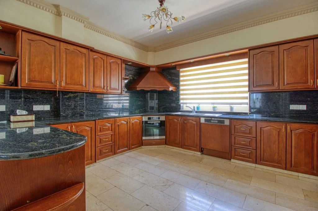 4 Bedroom House for Sale in Agios Tychonas, Limassol District
