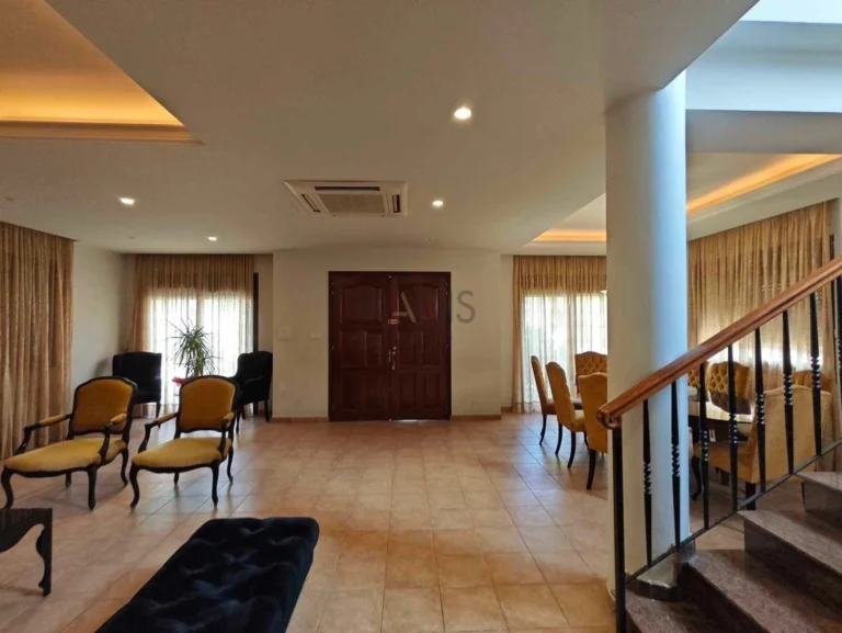 5 Bedroom House for Sale in Limassol – Ekali