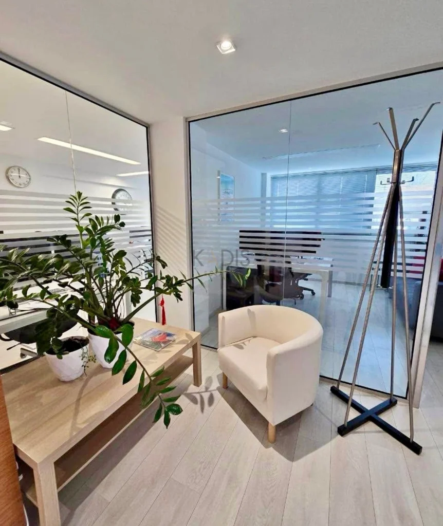 138m² Office for Rent in Limassol District