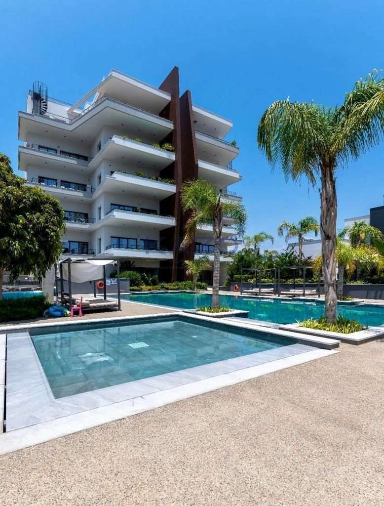 2 Bedroom Apartment for Sale in Limassol District