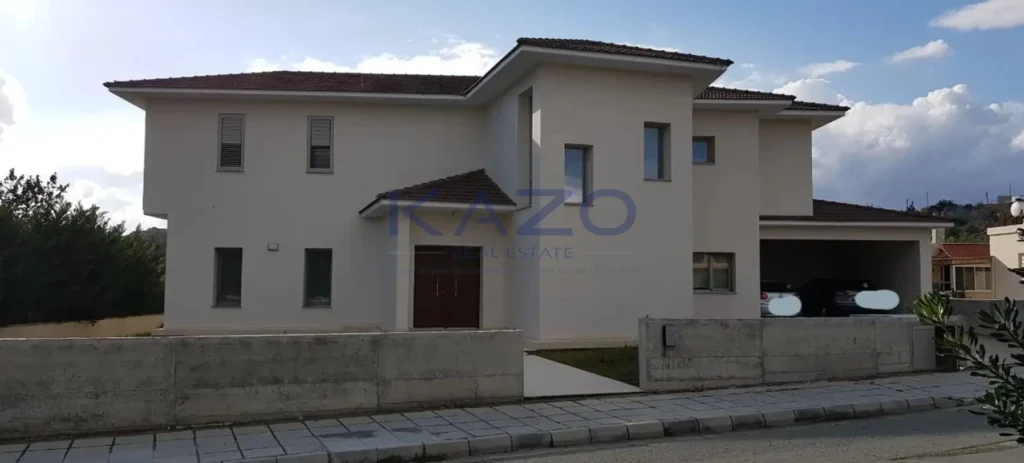 4 Bedroom House for Sale in Pyrgos Lemesou, Limassol District