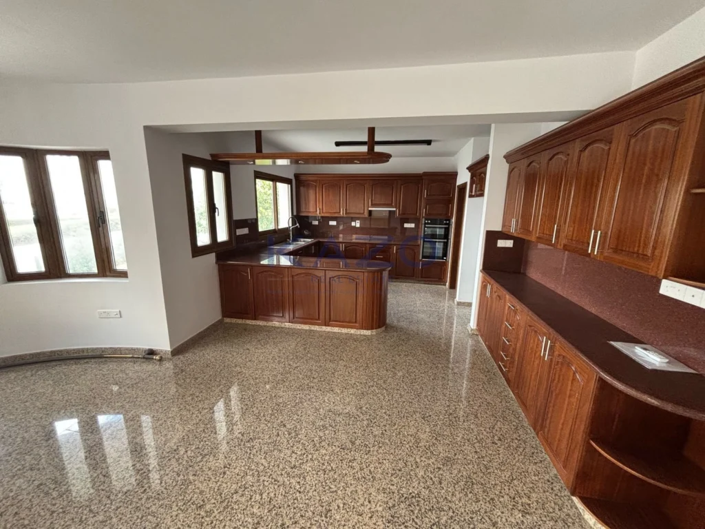 442m² House for Sale in Limassol District