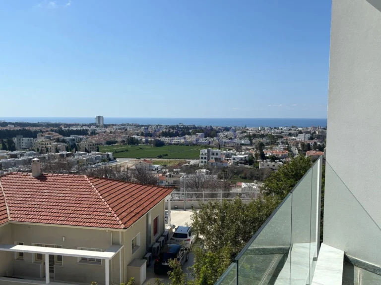 4 Bedroom House for Sale in Paphos – Agios Theodoros