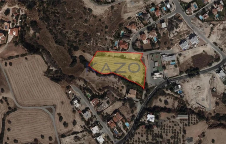 6,292m² Plot for Sale in Agios Tychonas, Limassol District