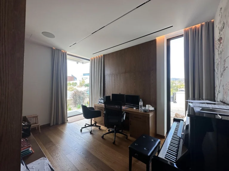 5 Bedroom House for Sale in Limassol – Agios Athanasios