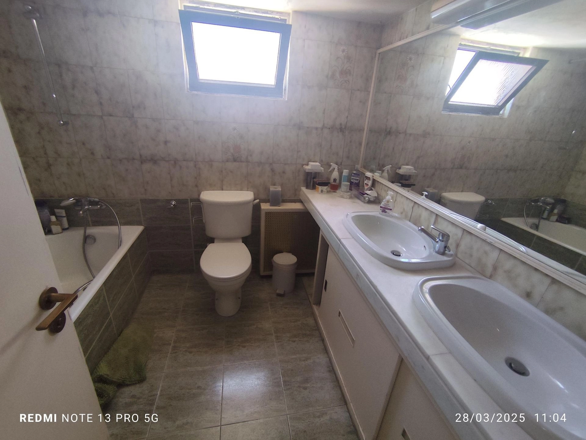 900m² Building for Rent in Limassol – Katholiki