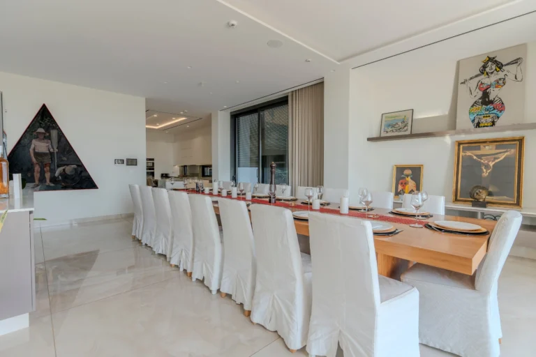 6+ Bedroom House for Sale in Germasogeia, Limassol District