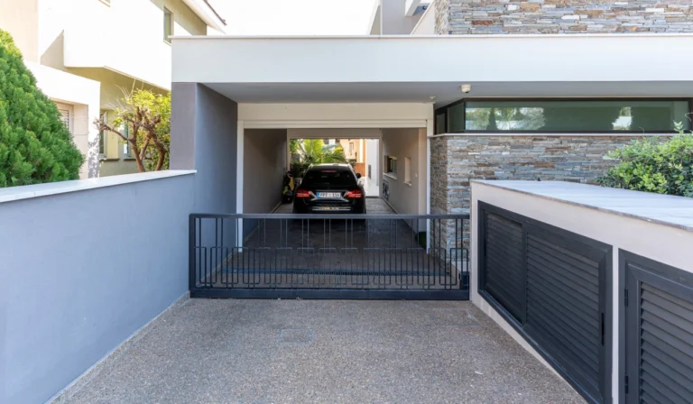 6+ Bedroom House for Sale in Germasogeia, Limassol District