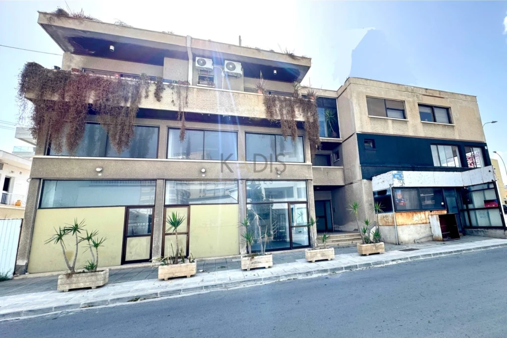 900m² Commercial for Rent in Limassol – Katholiki