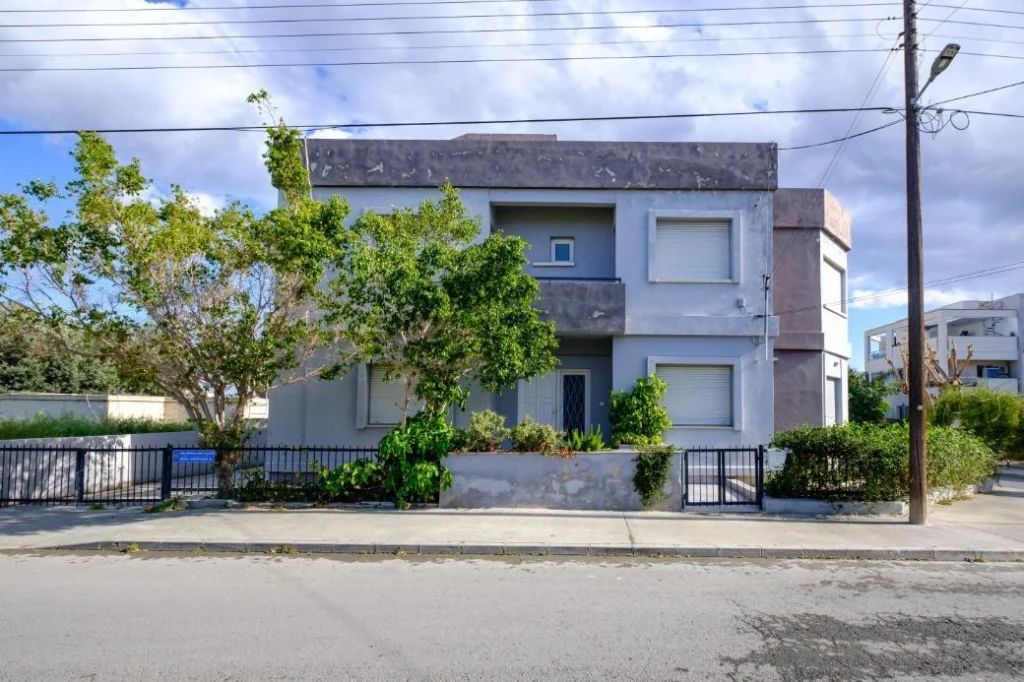 4 Bedroom House for Sale in Limassol – Petrou kai Pavlou