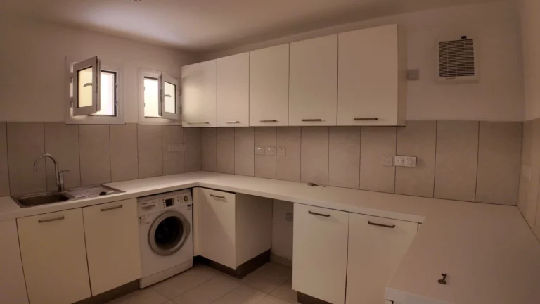 4 Bedroom House for Sale in Limassol – Marina