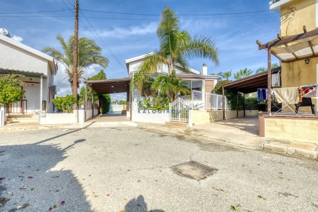 3 Bedroom House for Sale in Agia Thekla, Famagusta District