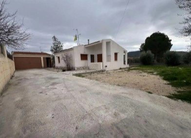 2 Bedroom House for Sale in Alassa, Limassol District