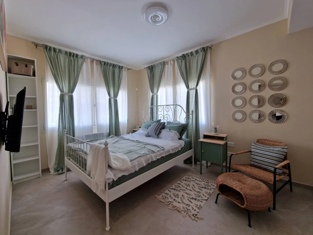 3 Bedroom Apartment for Rent in Agios Tychonas, Limassol District