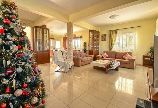 Cheap Houses and Villas for Sale Famagusta up to 500000 euro