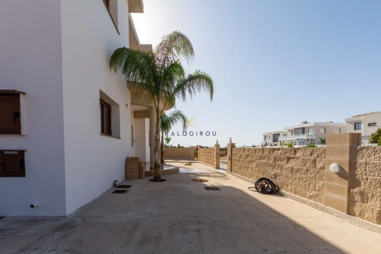 4 Bedroom House for Sale in Frenaros, Famagusta District