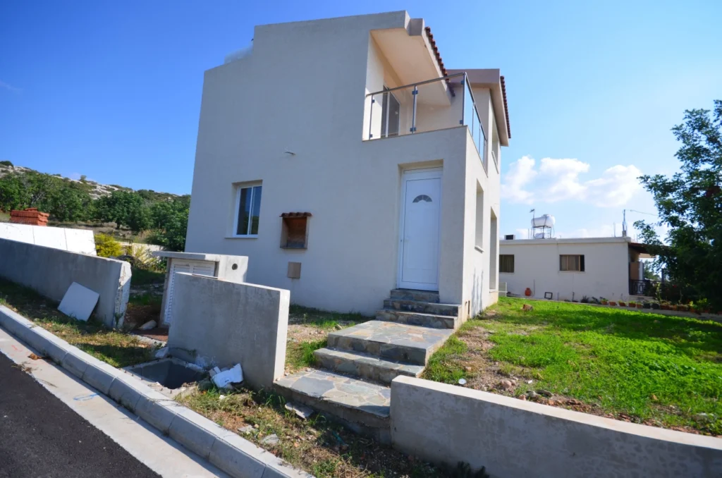 3 Bedroom House for Sale in Pegeia, Paphos District