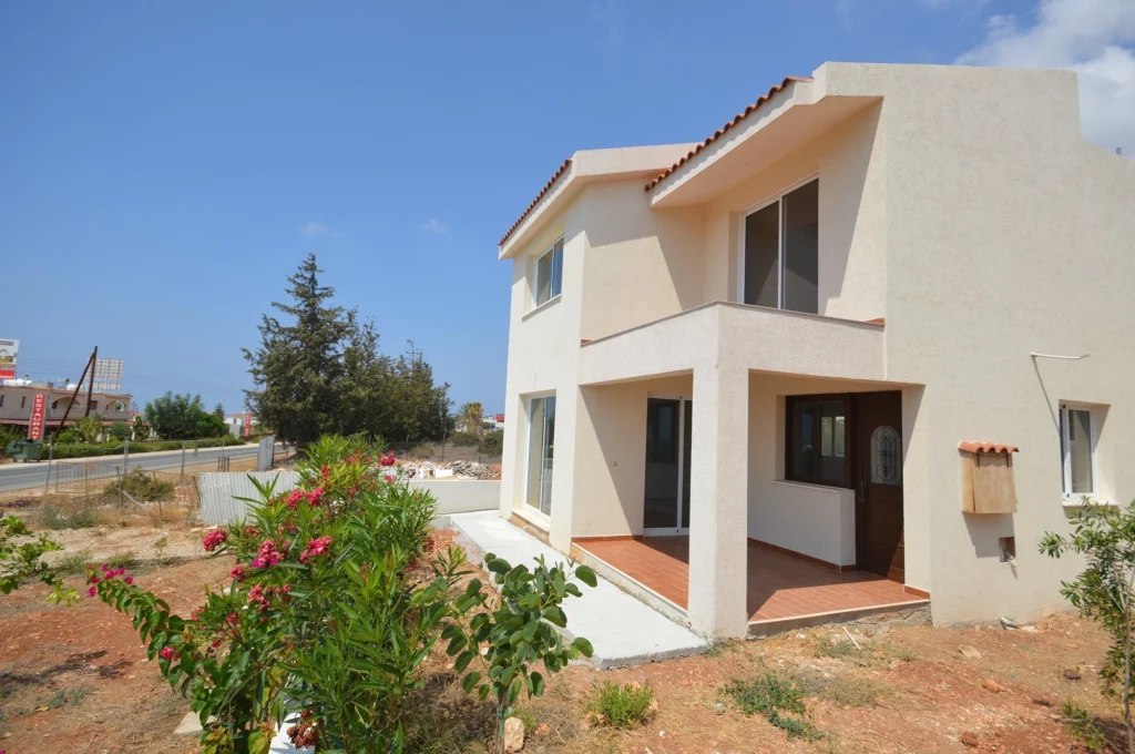 3 Bedroom House for Sale in Pegeia, Paphos District