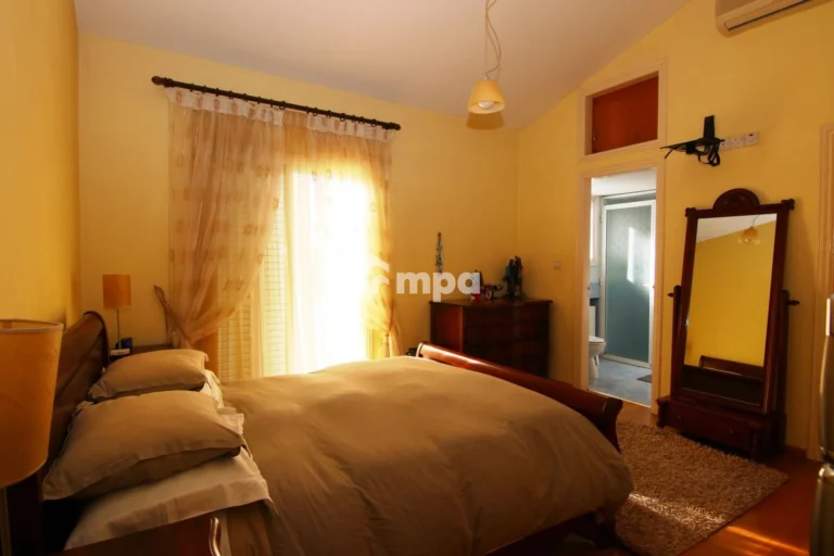 4 Bedroom House for Rent in Engomi, Nicosia District