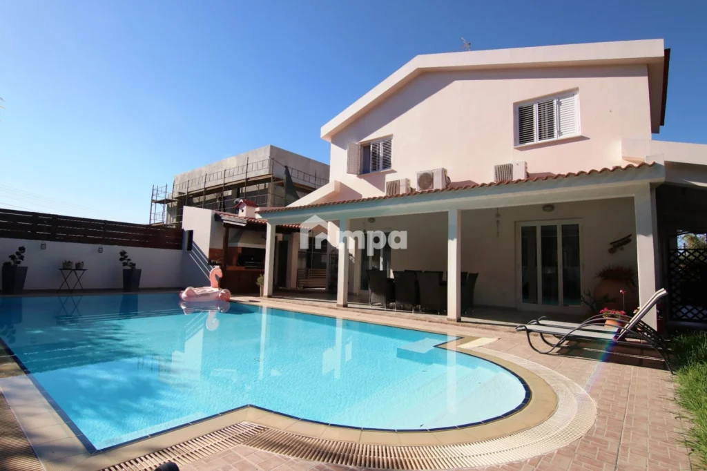 4 Bedroom House for Rent in Engomi, Nicosia District
