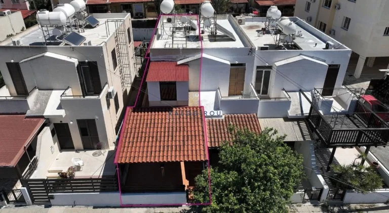 2 Bedroom House for Sale in Oroklini, Larnaca District