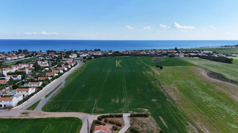 Cheap Houses and Villas for Sale Larnaca up to 700000 euro