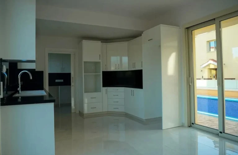 Cheap Houses and Villas for Sale Paphos up to 600000 euro