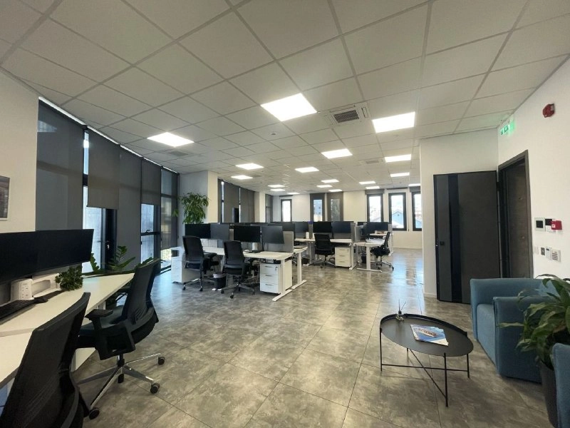 255m² Office for Rent in Limassol – Mesa Geitonia