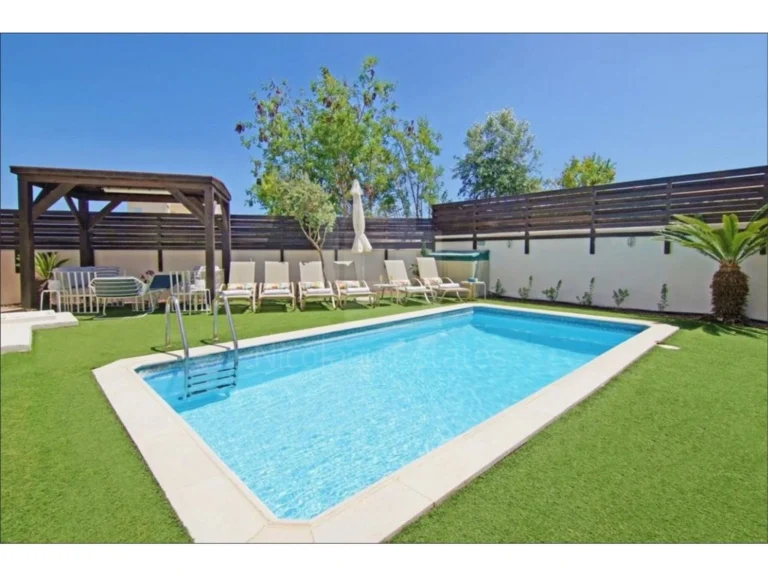 Cheap Houses and Villas for Sale Famagusta up to 500000 euro