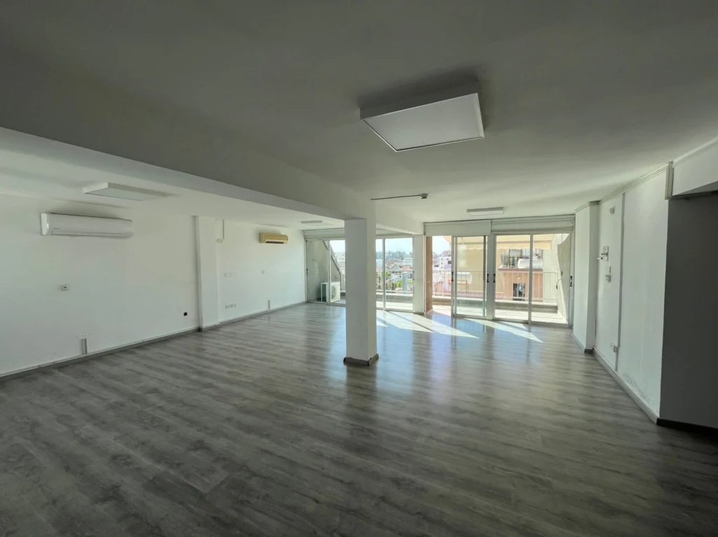 126m² Office for Sale in Limassol – Agia Zoni