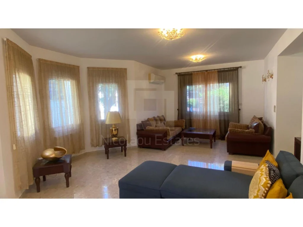 3 Bedroom House for Sale in Agios Tychonas, Limassol District