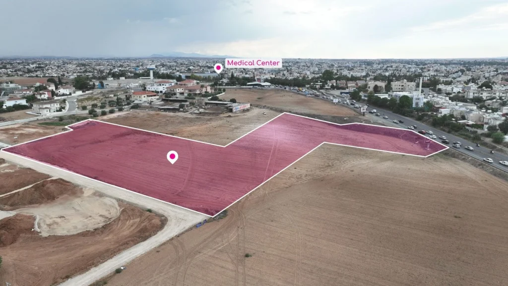 16,454m² Plot for Sale in Strovolos, Nicosia District
