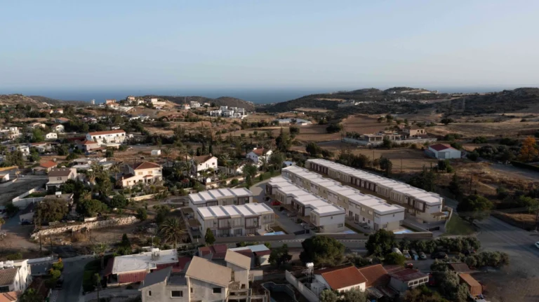 2 Bedroom House for Sale in Parekklisia, Limassol District