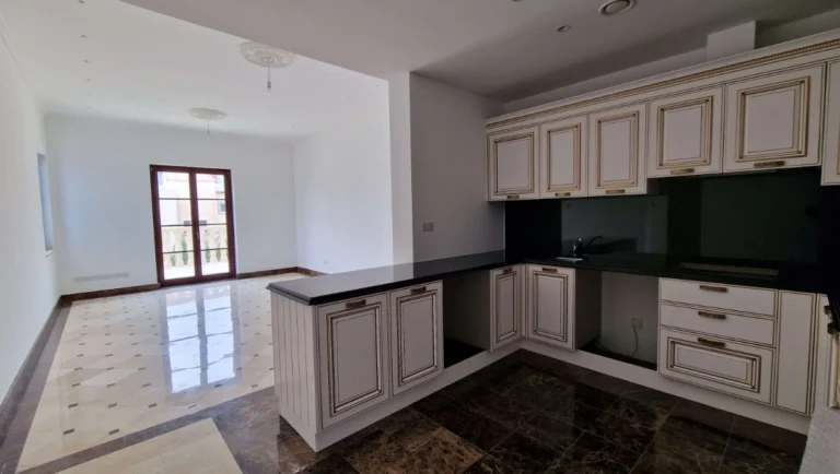 3 Bedroom Apartment for Sale in Germasogeia, Limassol District
