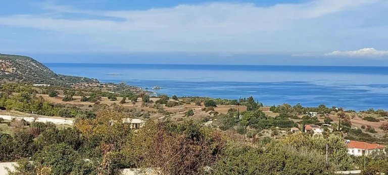 5 Bedroom House for Sale in Neo Chorio Pafou, Paphos District