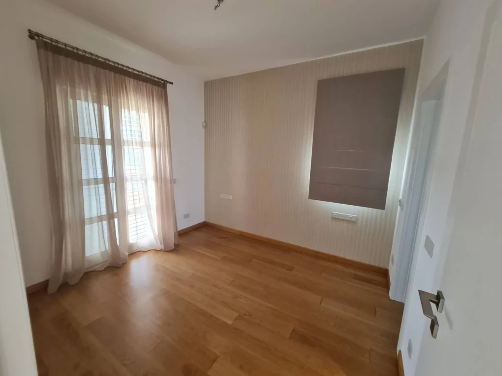 3 Bedroom House for Sale in Limassol – Marina