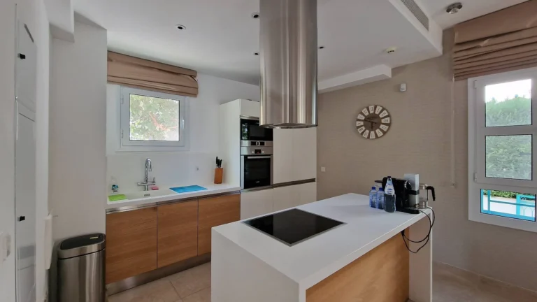 4 Bedroom House for Sale in Limassol – Marina