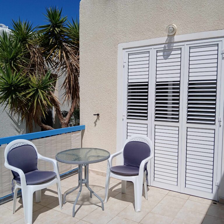 3 Bedroom House for Sale in Paphos – Universal