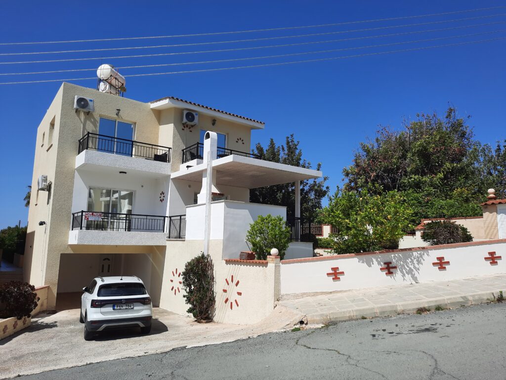 4 Bedroom House for Rent in Pegeia, Paphos District