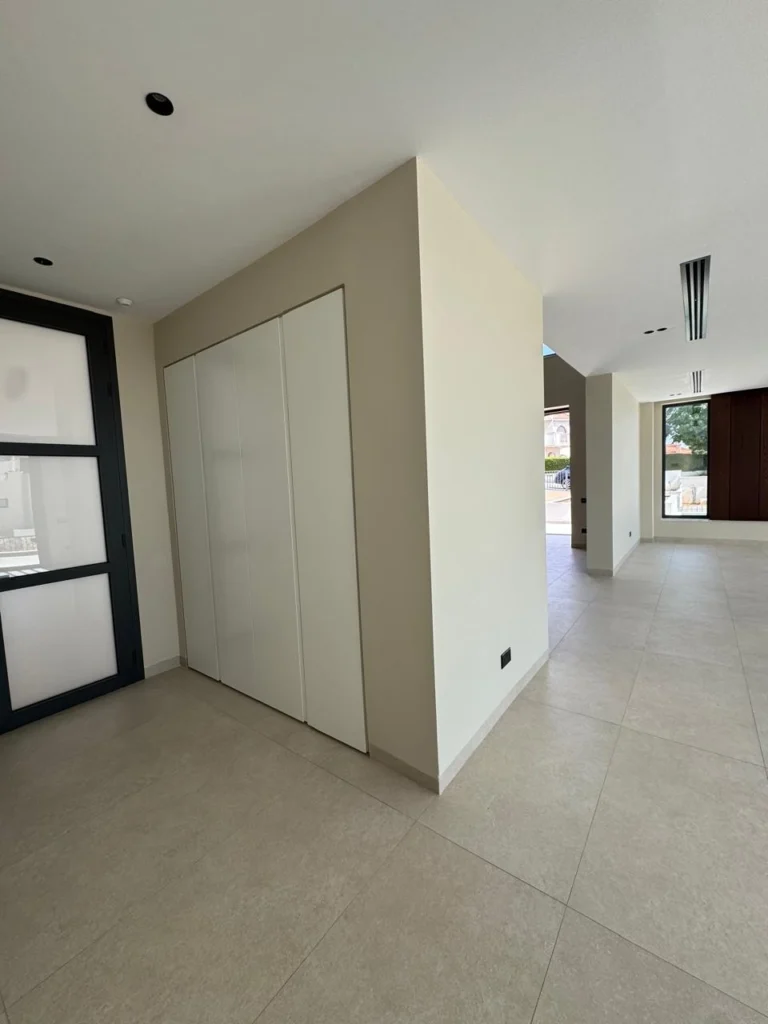 4 Bedroom House for Sale in Limassol – Agios Athanasios