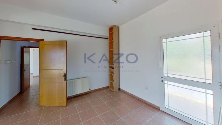 4 Bedroom House for Sale in Nea Dimmata, Paphos District